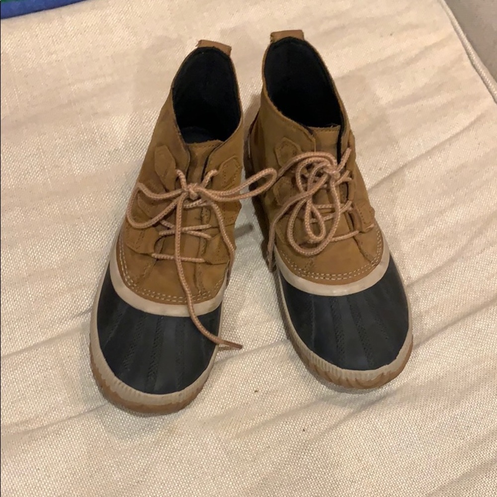 Sorel shoes size 7.5